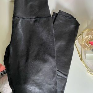 Aerie patent leather leggings